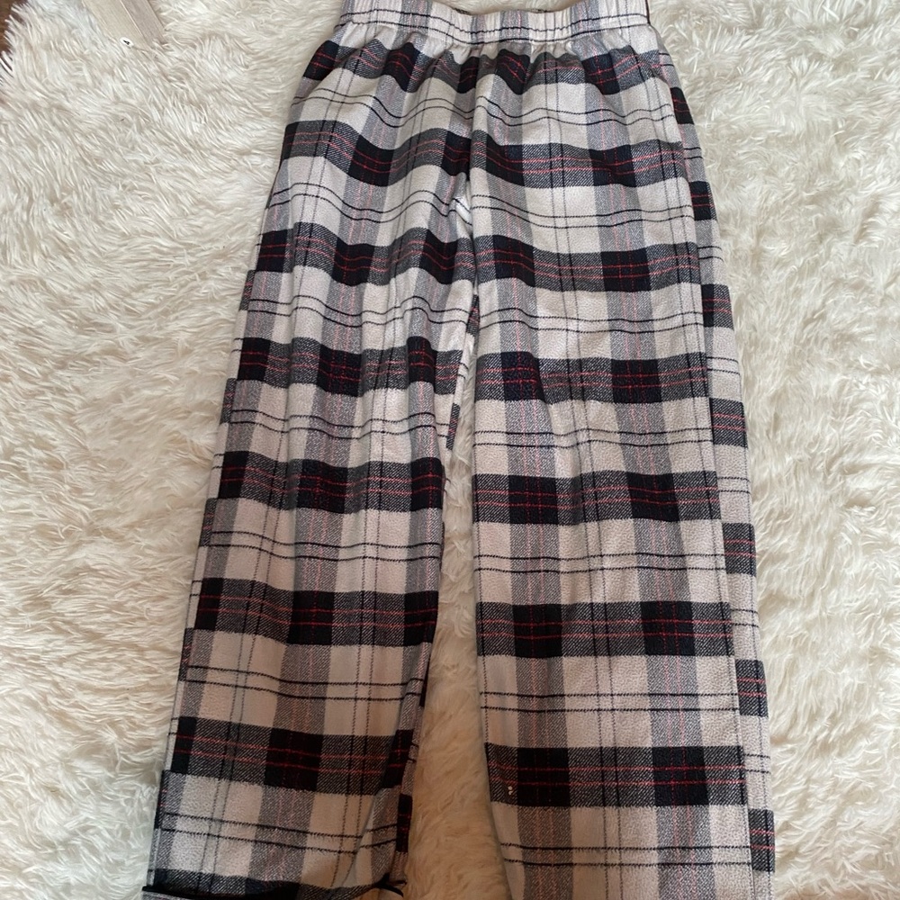 plaid sweatpants!